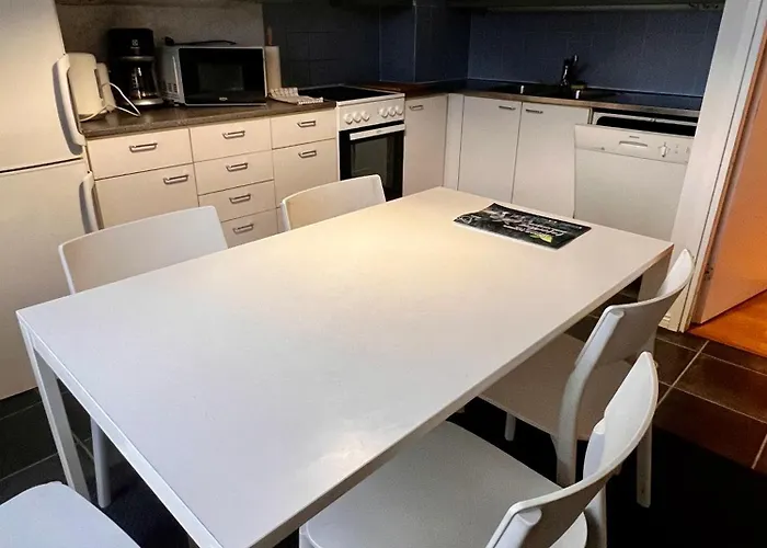 Rent A Box For 6 Apartman Raisio